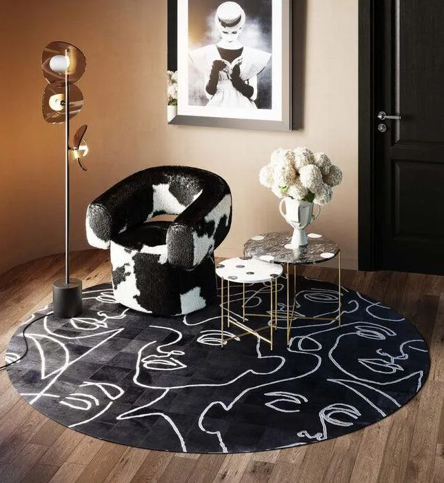 Art Faces Black Leather Round Carpet