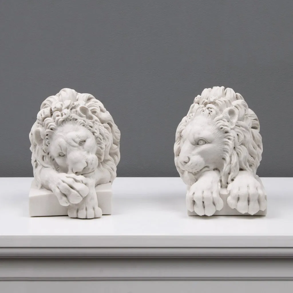 Canova Lion Bookends in Pair