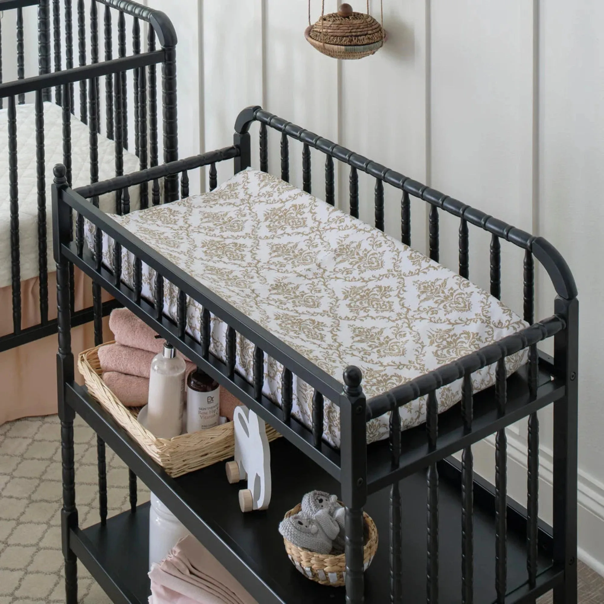 DAVINCI Jenny Lind Changing Table